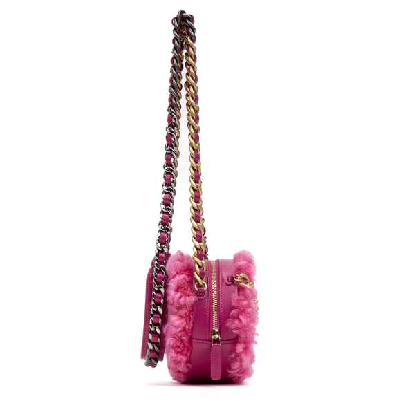 Chanel 19 Round Chain Clutch - Picture 3 of 9